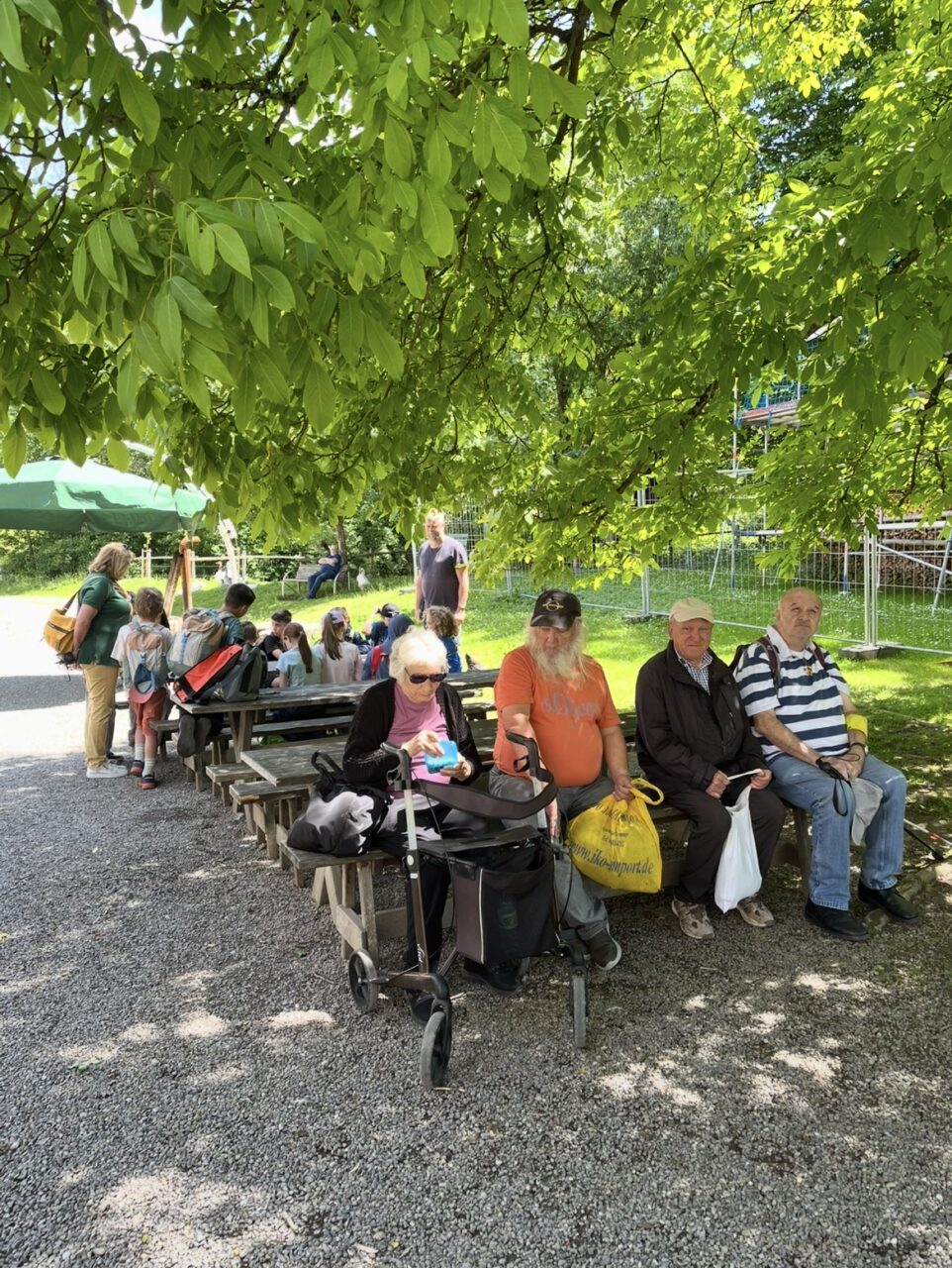 Ausflug nach Wolfegg zusammen mit Schulbus e.V. 14.06.2026 (Christiane Blessing-Win)