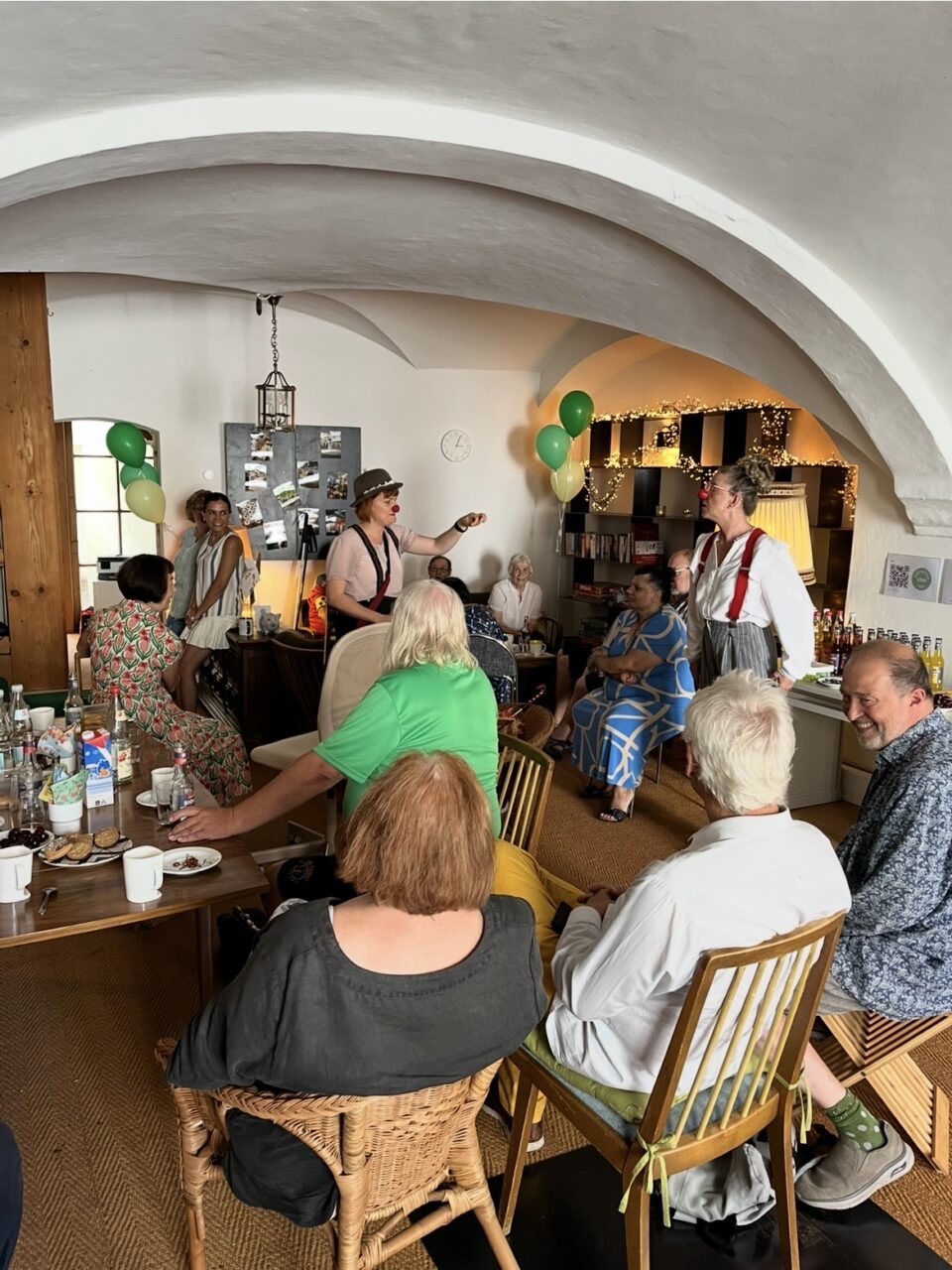 Geburtstagsfeier und offizielle Eröffnung Marktplatz 10 (Christiane Blessing-Win)