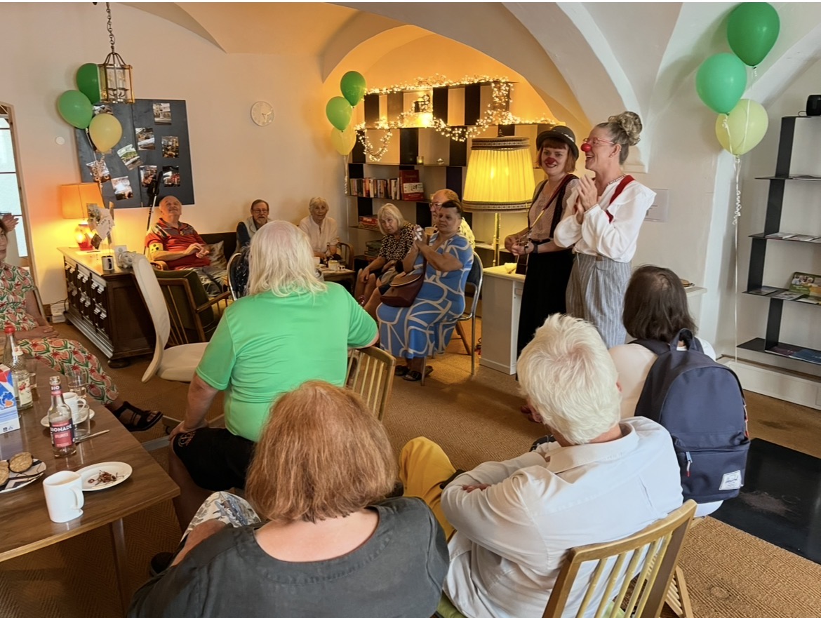 Geburtstagsfeier und offizielle Eröffnung Marktplatz 10 (Christiane Blessing-Win)